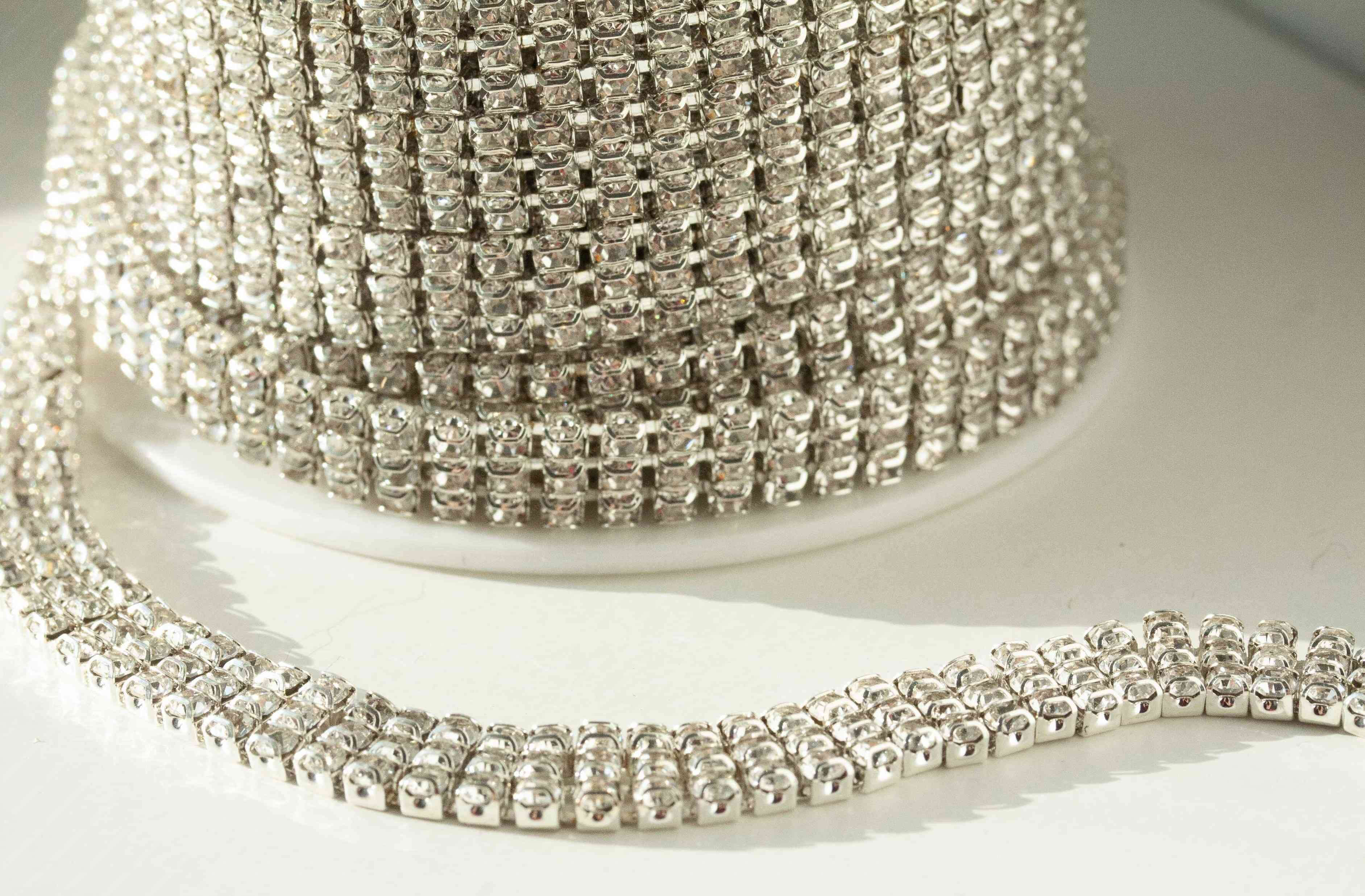 Ланцюжок стразовий Silver + Сrystal в 3 ряда