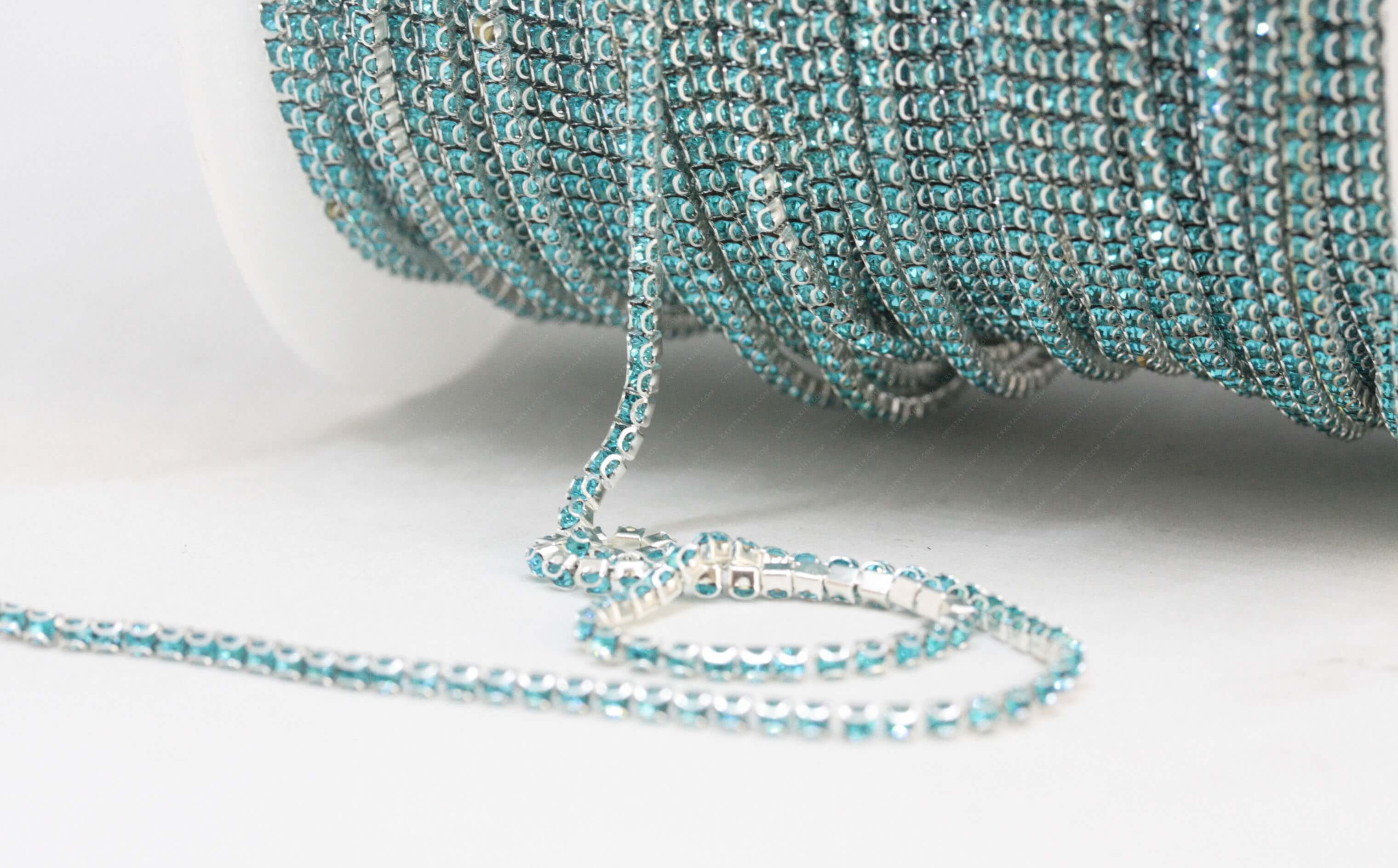 Ланцюжок стразовий Silver + Aqua